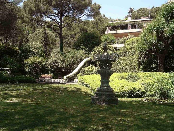 RAPALLO (GE)
San Michele di Pagana – Villa Doney
Importante villa con parco.
